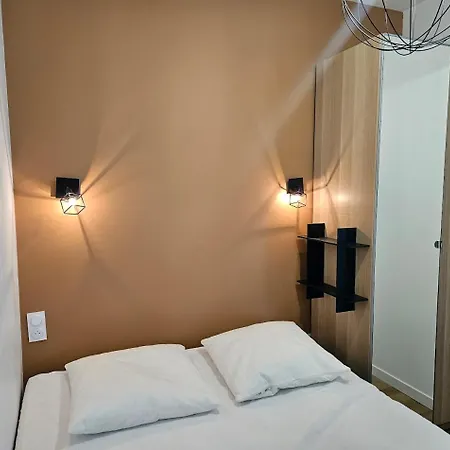 4, 5 Et 10 Personnes Renoves En Centre-ville * Mont-Dore