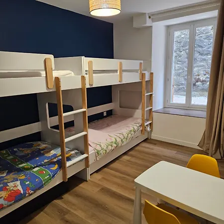 4, 5 Et 10 Personnes Renoves En Centre-ville Apartamento *