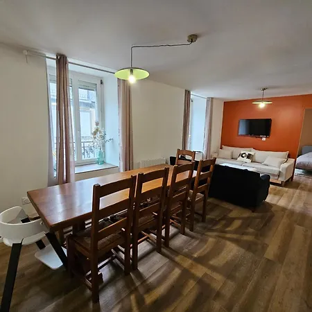 Apartamento 4, 5 Et 10 Personnes Renoves En Centre-ville *