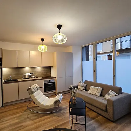 4, 5 Et 10 Personnes Renoves En Centre-ville Apartamento Mont-Dore