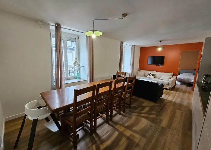 Apartment 4, 5 Et 10 Personnes Renoves En Centre-ville *